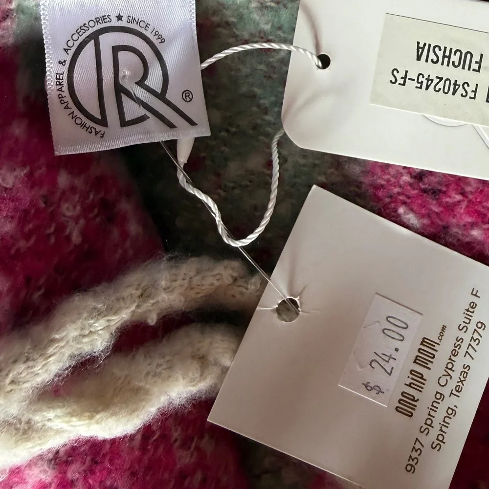 NWT Colorful‎ Fuchsia Scarf